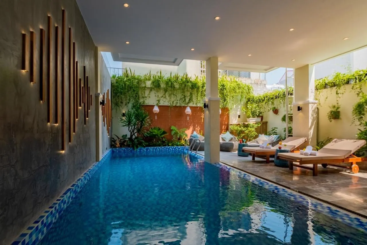 Hoi An Merrily De Art Hotel  Хойан