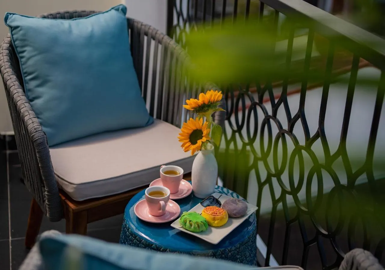 Hoi An Merrily De Art Hotel
